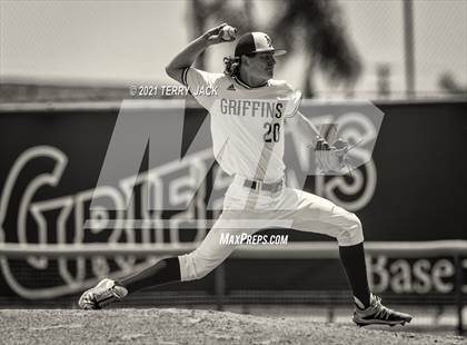Thumbnail 1 in Huntington Beach @ Los Alamitos photogallery.