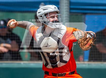 Thumbnail 1 in Huntington Beach @ Los Alamitos photogallery.
