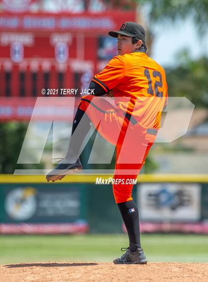 Thumbnail 1 in Huntington Beach @ Los Alamitos photogallery.