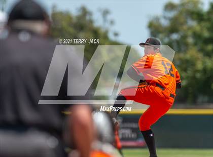 Thumbnail 1 in Huntington Beach @ Los Alamitos photogallery.