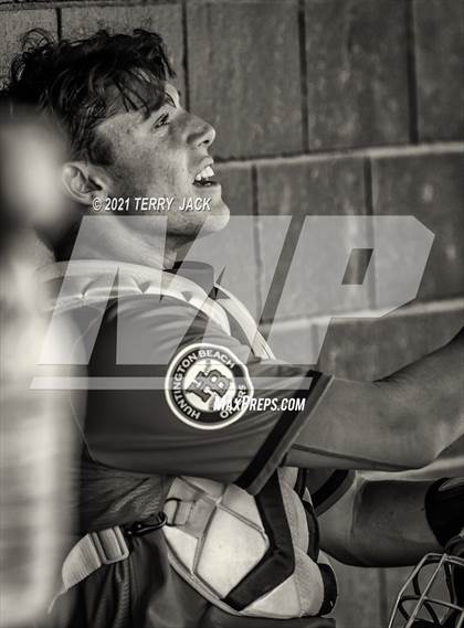 Thumbnail 1 in Huntington Beach @ Los Alamitos photogallery.