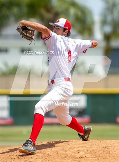 Thumbnail 1 in Huntington Beach @ Los Alamitos photogallery.