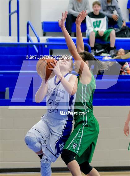 Thumbnail 2 in Woodsboro @ Falls City photogallery.