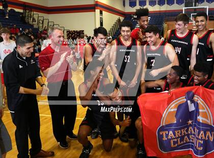 Thumbnail 2 in Bishop Gorman vs. Centennial (Tarkanian Classic) photogallery.
