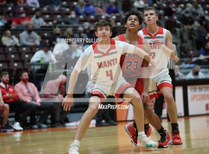 Thumbnail 2 in Grand County vs. Manti (UHSAA 3A 5th Place) photogallery.