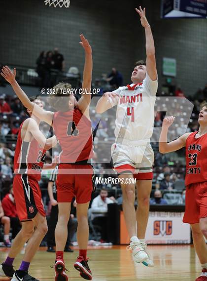 Thumbnail 1 in Grand County vs. Manti (UHSAA 3A 5th Place) photogallery.