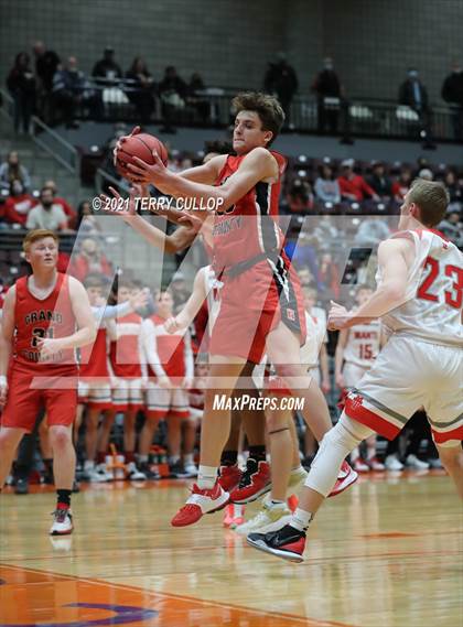 Thumbnail 1 in Grand County vs. Manti (UHSAA 3A 5th Place) photogallery.