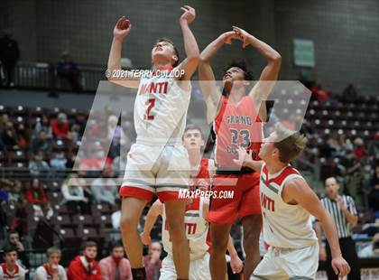 Thumbnail 1 in Grand County vs. Manti (UHSAA 3A 5th Place) photogallery.