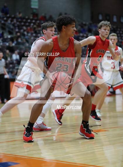 Thumbnail 1 in Grand County vs. Manti (UHSAA 3A 5th Place) photogallery.