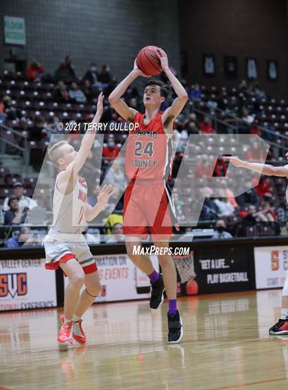 Thumbnail 1 in Grand County vs. Manti (UHSAA 3A 5th Place) photogallery.