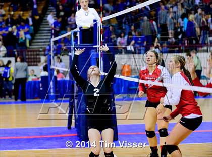 Thumbnail 2 in Yuma vs. Dolores (CHSAA 2A Playoff) photogallery.