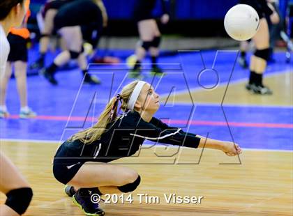 Thumbnail 3 in Yuma vs. Dolores (CHSAA 2A Playoff) photogallery.