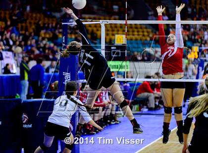Thumbnail 1 in Yuma vs. Dolores (CHSAA 2A Playoff) photogallery.