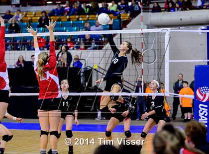 Thumbnail 2 in Yuma vs. Dolores (CHSAA 2A Playoff) photogallery.