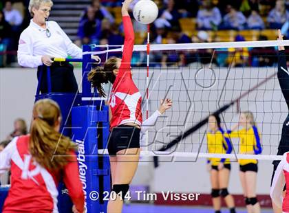 Thumbnail 3 in Yuma vs. Dolores (CHSAA 2A Playoff) photogallery.