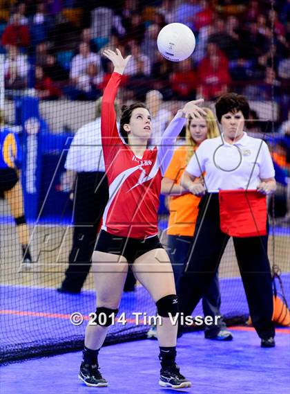 Thumbnail 3 in Yuma vs. Dolores (CHSAA 2A Playoff) photogallery.