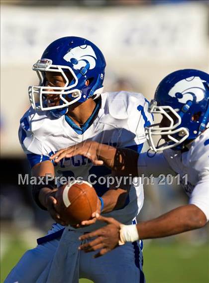 Thumbnail 1 in Cypress Creek vs. Pearland (5A Region 3 Regionals) photogallery.
