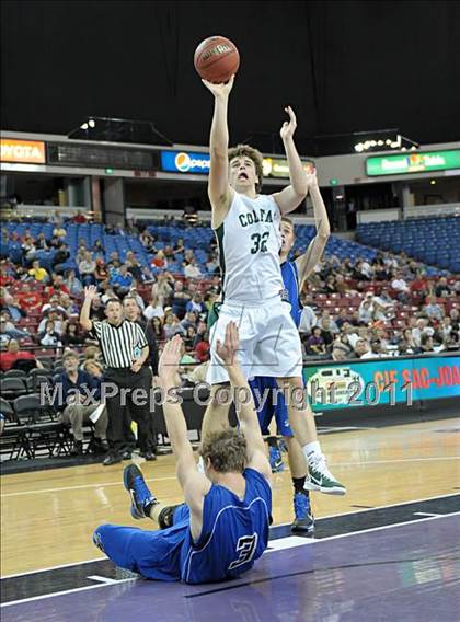 Thumbnail 1 in Amador vs Colfax (CIF SJS D4 Final) photogallery.