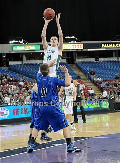 Thumbnail 2 in Amador vs Colfax (CIF SJS D4 Final) photogallery.
