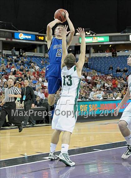 Thumbnail 2 in Amador vs Colfax (CIF SJS D4 Final) photogallery.