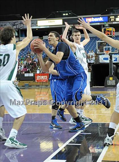 Thumbnail 2 in Amador vs Colfax (CIF SJS D4 Final) photogallery.