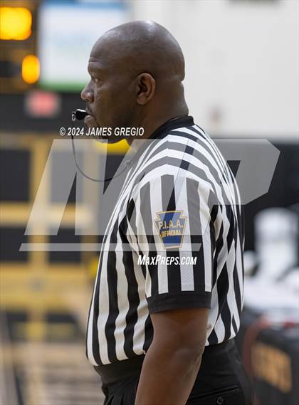 Thumbnail 1 in Taylor Allderdice vs Mars (Legends Classic) photogallery.
