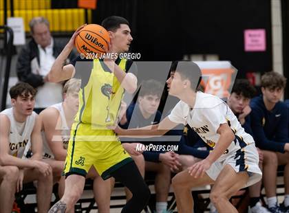 Thumbnail 1 in Taylor Allderdice vs Mars (Legends Classic) photogallery.