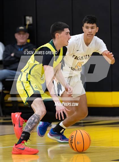 Thumbnail 3 in Taylor Allderdice vs Mars (Legends Classic) photogallery.