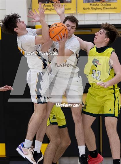 Thumbnail 1 in Taylor Allderdice vs Mars (Legends Classic) photogallery.