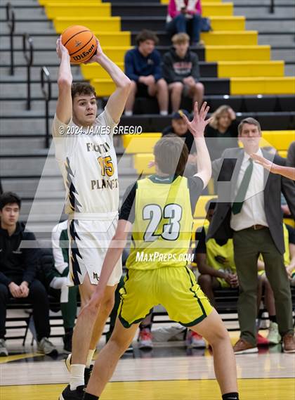 Thumbnail 1 in Taylor Allderdice vs Mars (Legends Classic) photogallery.