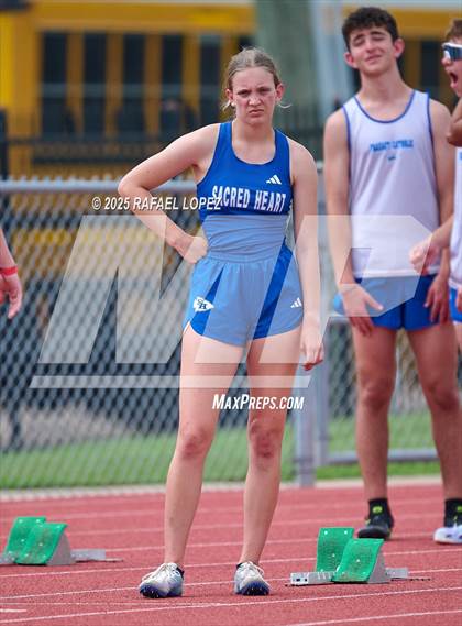 Thumbnail 2 in Northland Christian Relays (300M Hurdles) photogallery.