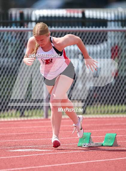 Thumbnail 3 in Northland Christian Relays (300M Hurdles) photogallery.