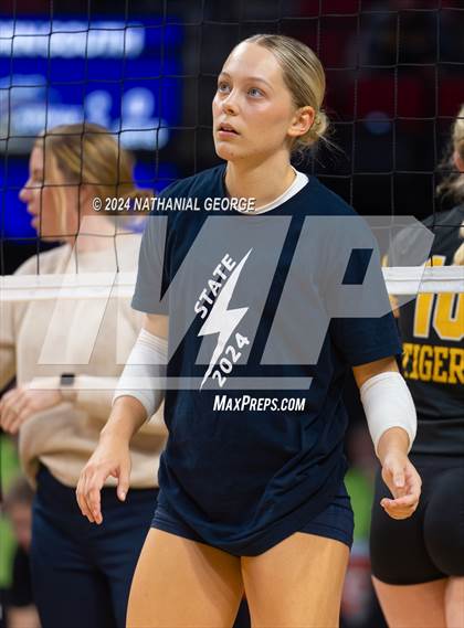 Thumbnail 1 in Fremont vs. Elkhorn South (NSAA Class A Quarterfinal) photogallery.