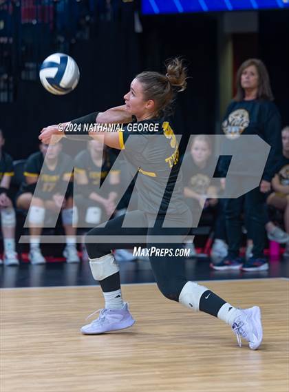 Thumbnail 1 in Fremont vs. Elkhorn South (NSAA Class A Quarterfinal) photogallery.