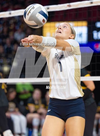 Thumbnail 2 in Fremont vs. Elkhorn South (NSAA Class A Quarterfinal) photogallery.