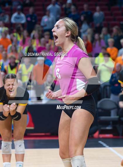 Thumbnail 2 in Fremont vs. Elkhorn South (NSAA Class A Quarterfinal) photogallery.