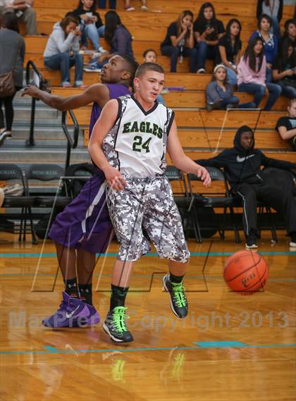 Thumbnail 1 in Humble vs Pasadena (McDonald's Texas Invitational) photogallery.