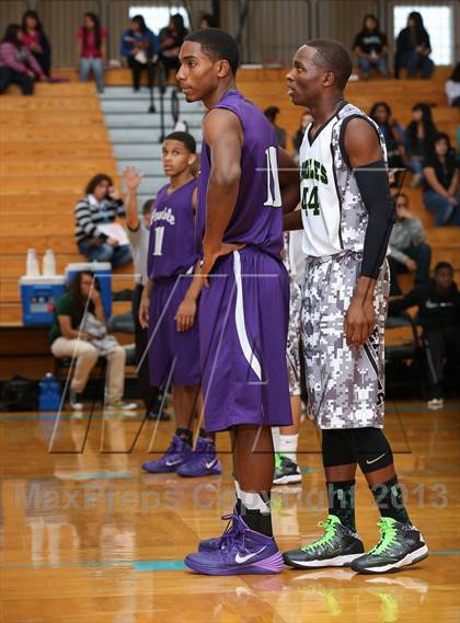Thumbnail 1 in Humble vs Pasadena (McDonald's Texas Invitational) photogallery.