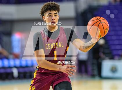 Thumbnail 3 in Archbishop Carroll vs. Central Catholic (City of Palms Classic) photogallery.