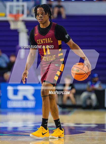 Thumbnail 2 in Archbishop Carroll vs. Central Catholic (City of Palms Classic) photogallery.