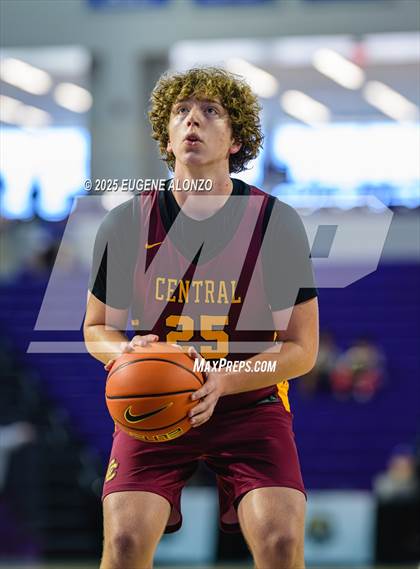 Thumbnail 3 in Archbishop Carroll vs. Central Catholic (City of Palms Classic) photogallery.