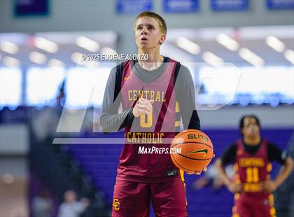 Thumbnail 1 in Archbishop Carroll vs. Central Catholic (City of Palms Classic) photogallery.