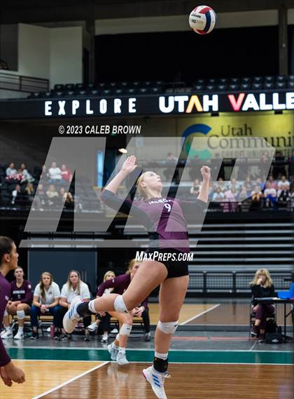 Thumbnail 2 in Morgan vs. Emery (UHSAA 3A Final) photogallery.