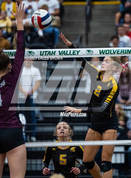 Thumbnail 3 in Morgan vs. Emery (UHSAA 3A Final) photogallery.