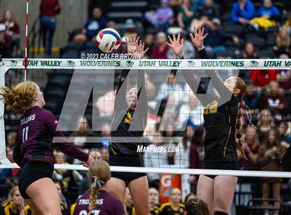 Thumbnail 2 in Morgan vs. Emery (UHSAA 3A Final) photogallery.