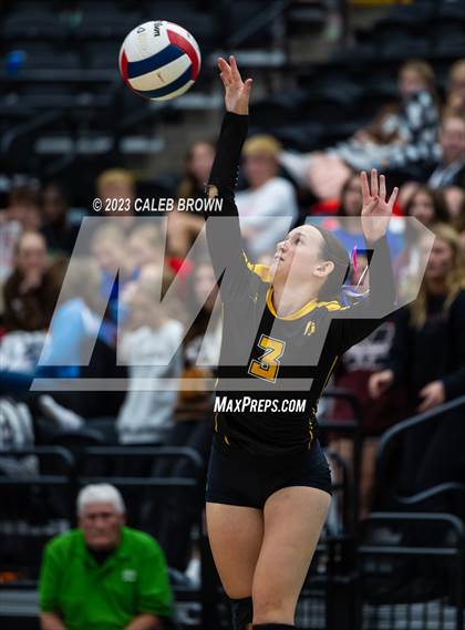 Thumbnail 1 in Morgan vs. Emery (UHSAA 3A Final) photogallery.