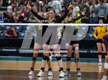 Thumbnail 3 in Morgan vs. Emery (UHSAA 3A Final) photogallery.
