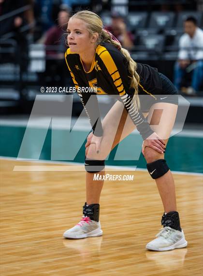 Thumbnail 1 in Morgan vs. Emery (UHSAA 3A Final) photogallery.