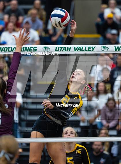 Thumbnail 2 in Morgan vs. Emery (UHSAA 3A Final) photogallery.