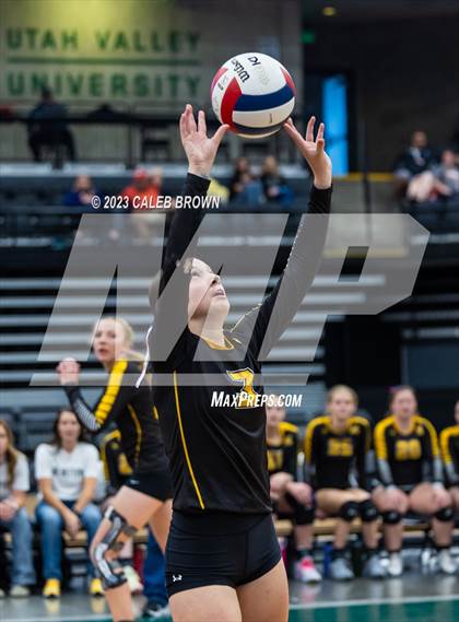 Thumbnail 1 in Morgan vs. Emery (UHSAA 3A Final) photogallery.